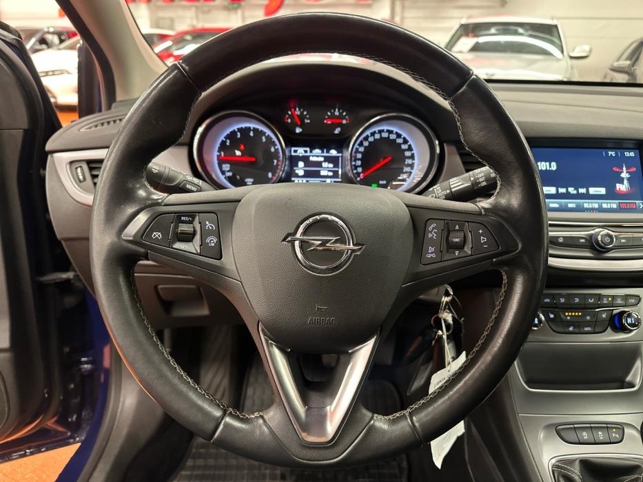OPEL Astra 2018