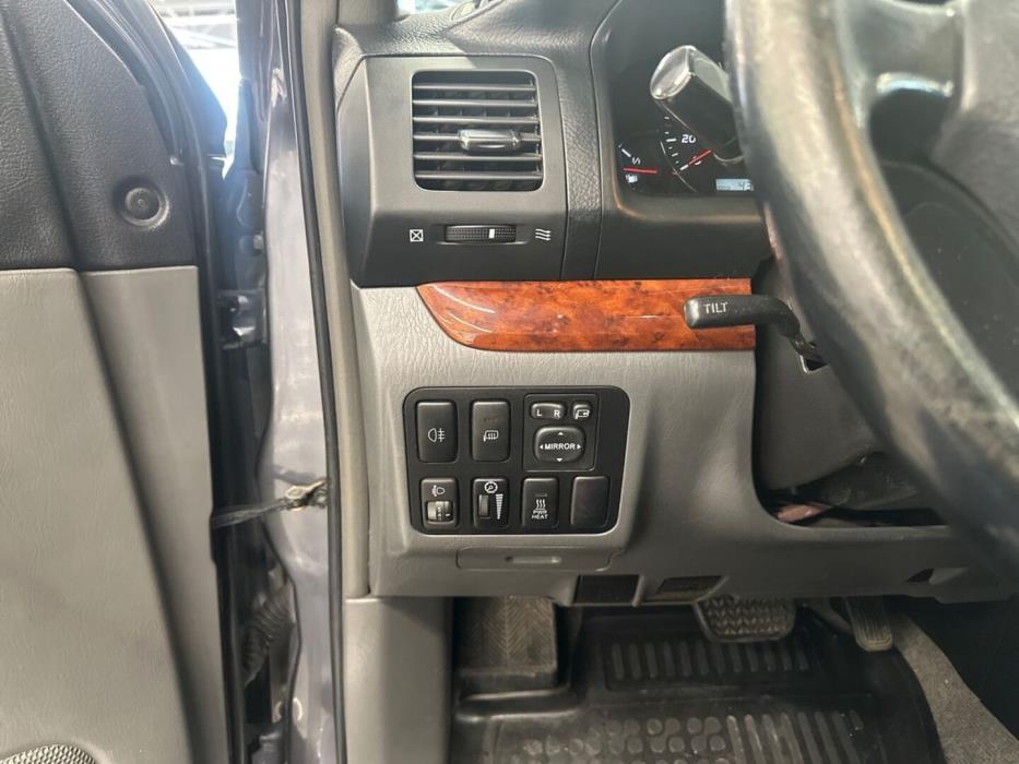 TOYOTA Land Cruiser 2007