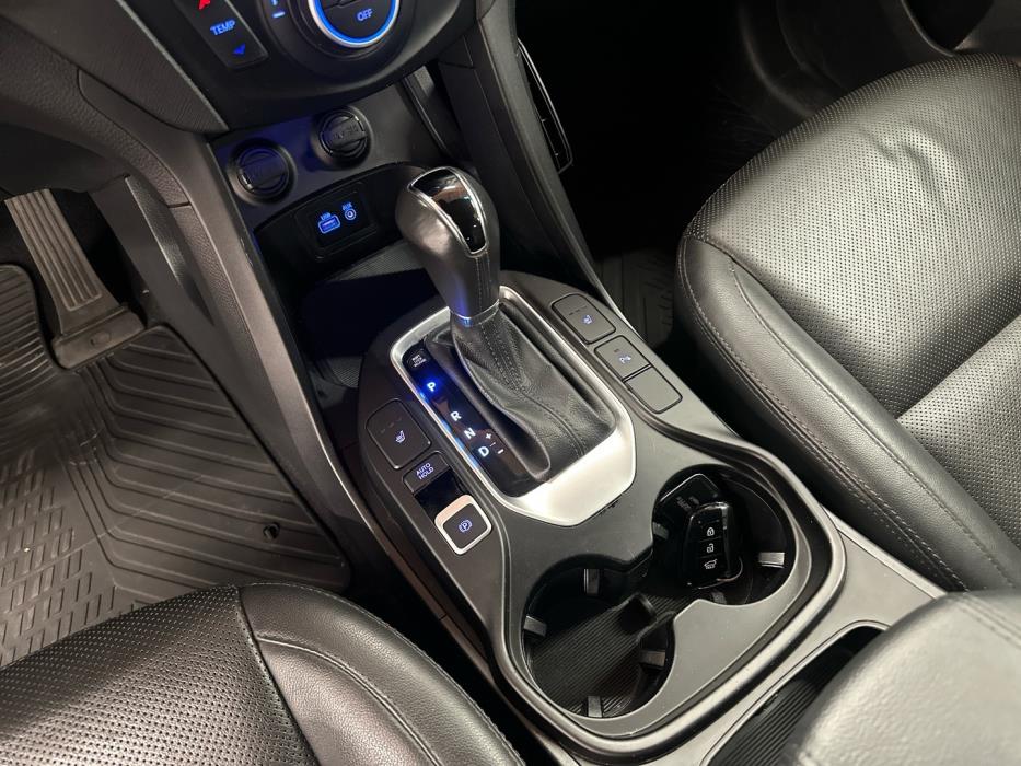 HYUNDAI Santa Fe 2016