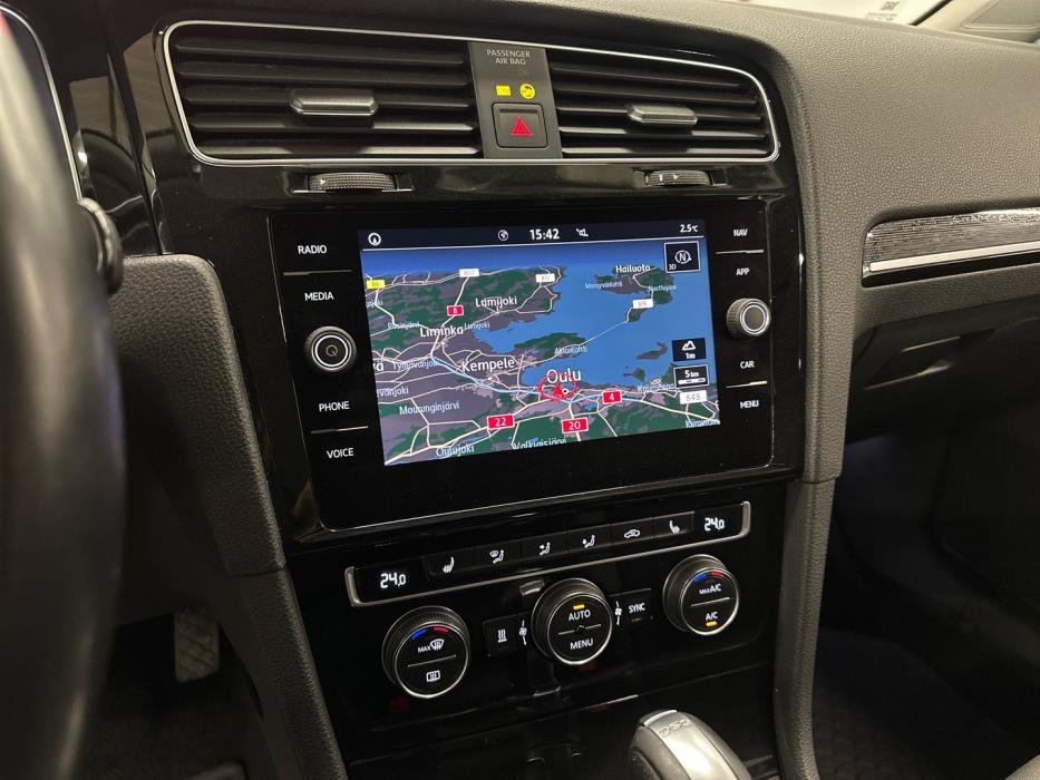 VOLKSWAGEN Golf 2019