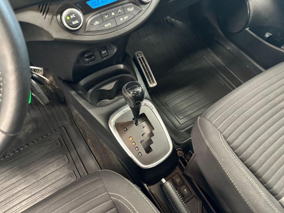 TOYOTA Yaris 2020