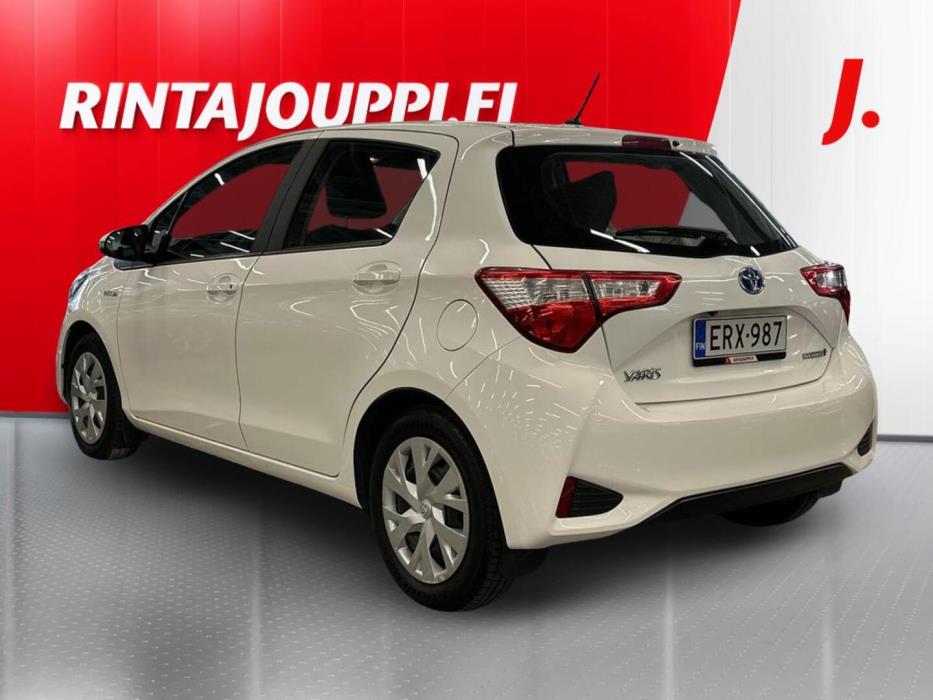 TOYOTA Yaris 2020