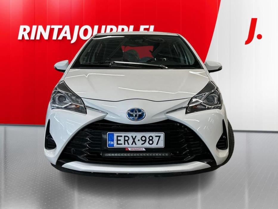 TOYOTA Yaris 2020