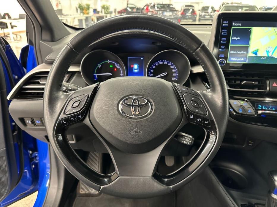 TOYOTA C-HR 2021