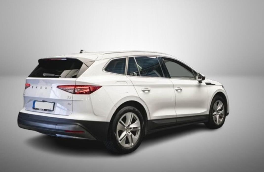 SKODA Enyaq 2023