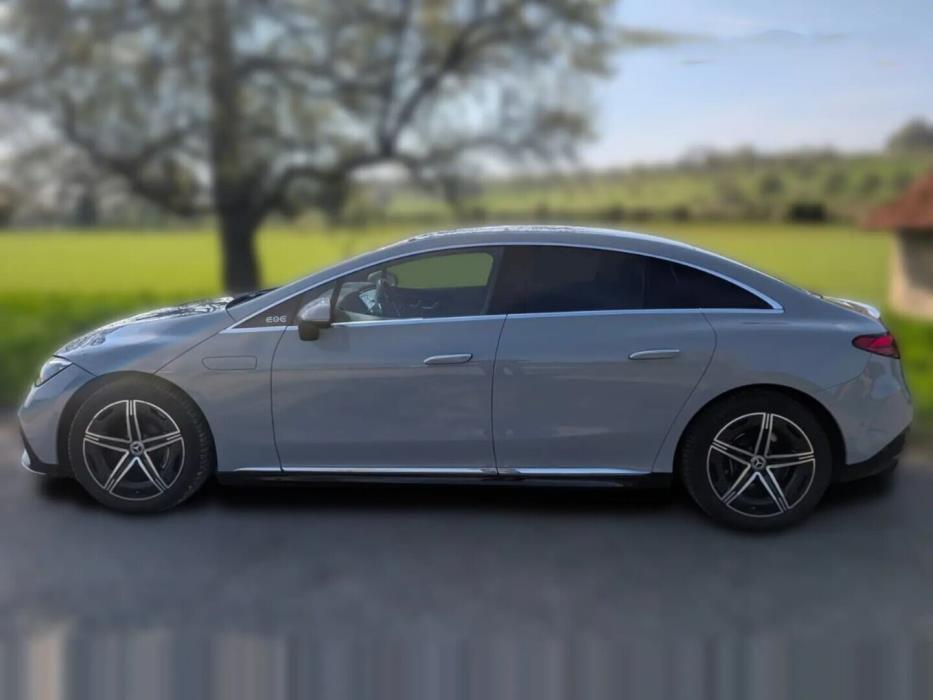 MERCEDES-BENZ EQE 2023