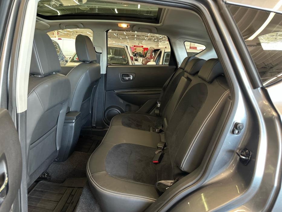NISSAN Qashqai 2013