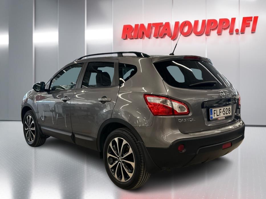 NISSAN Qashqai 2013