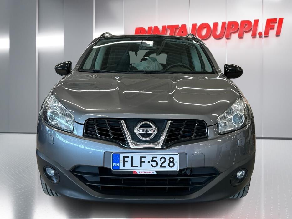 NISSAN Qashqai 2013