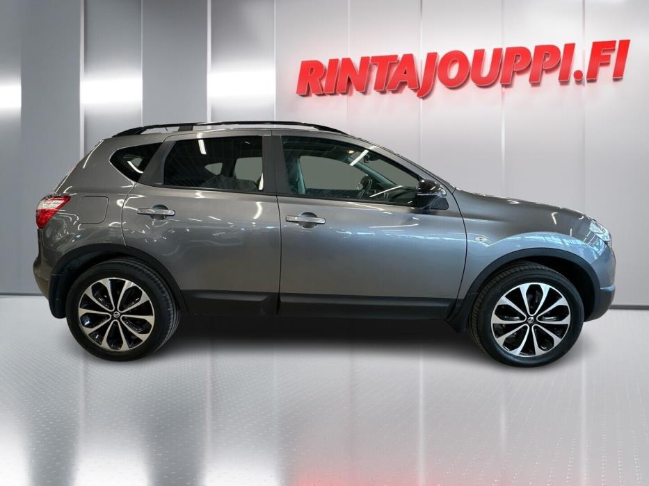 NISSAN Qashqai 2013