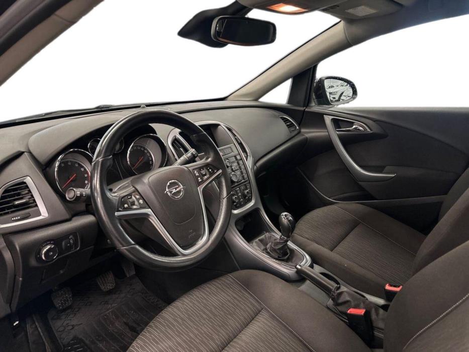 OPEL Astra 2014