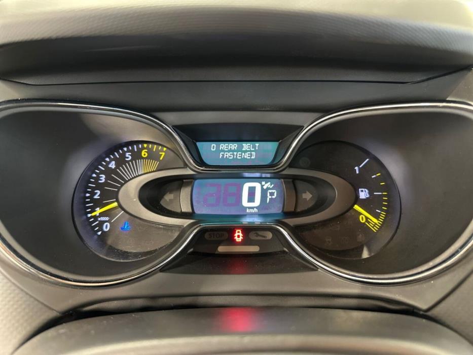 RENAULT Captur 2015