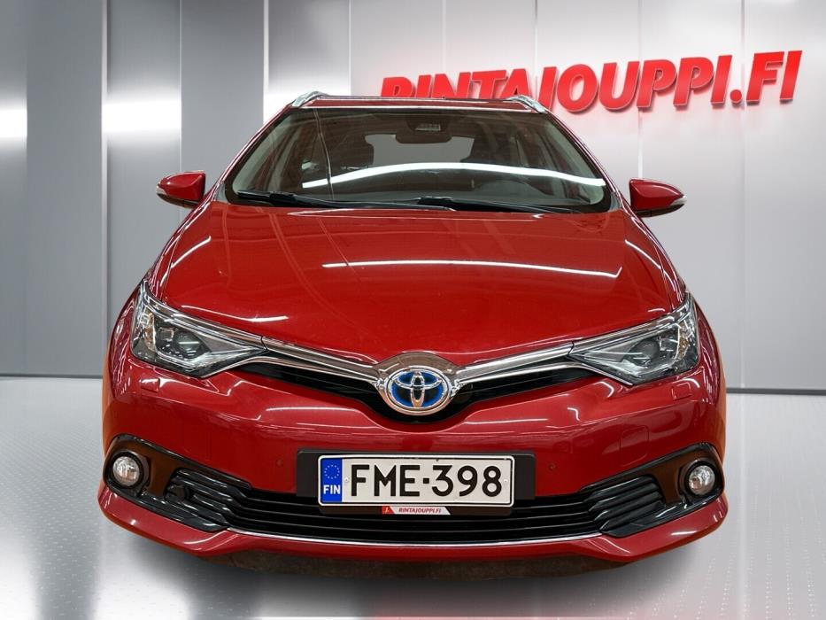 TOYOTA Auris 2016