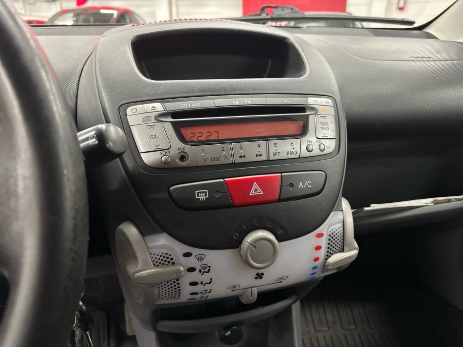 TOYOTA AYGO 2010