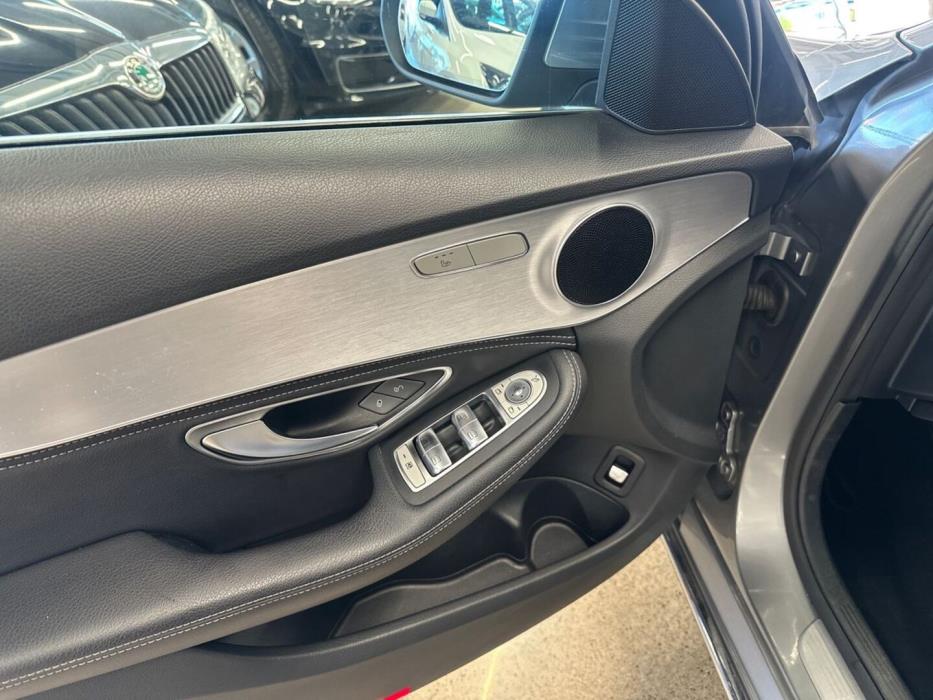 MERCEDES-BENZ C 2014