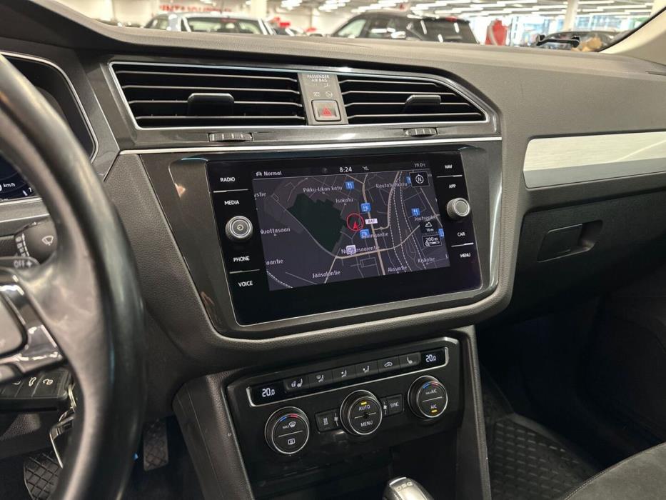 VOLKSWAGEN Tiguan 2018