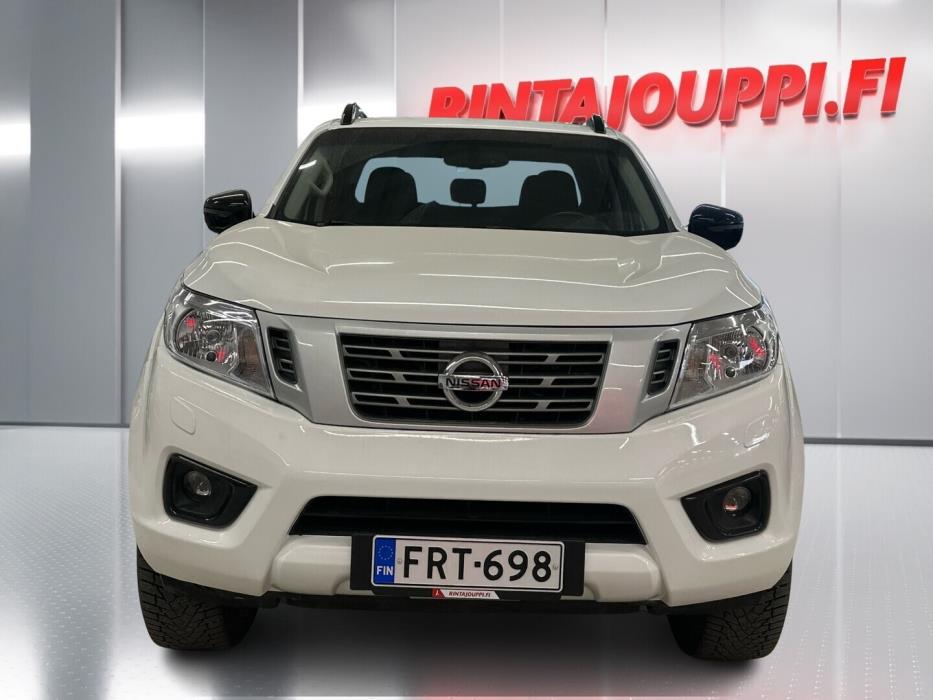 NISSAN Navara 2017