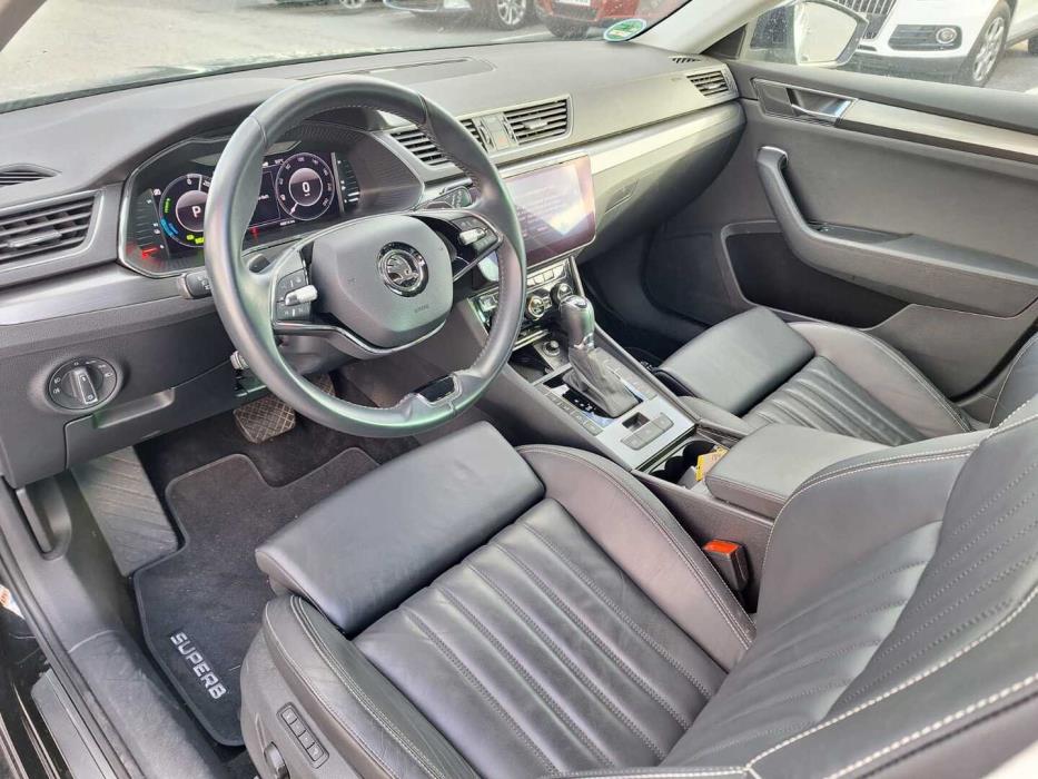 SKODA Superb 2021