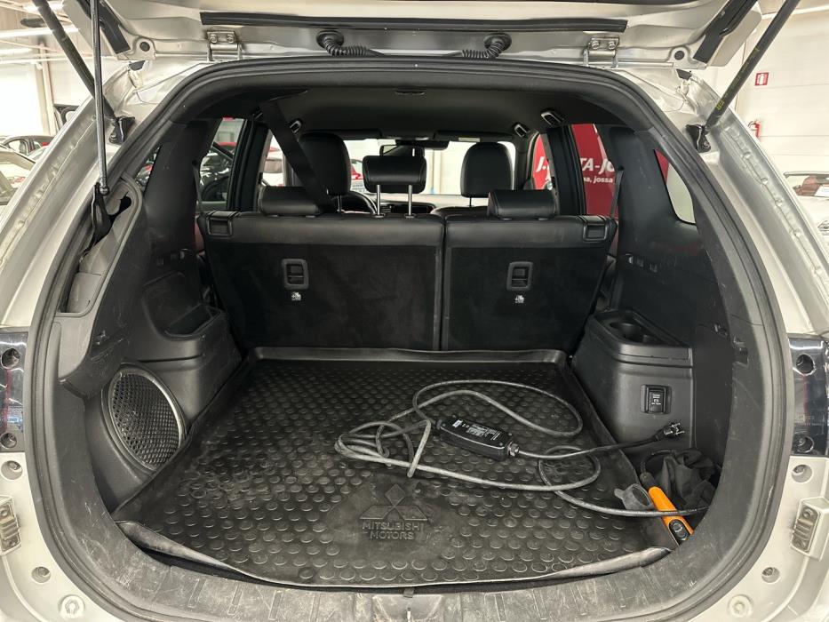 MITSUBISHI Outlander PHEV 2019