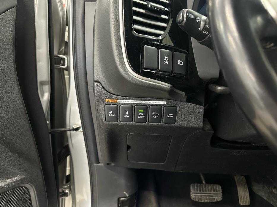 MITSUBISHI Outlander PHEV 2019