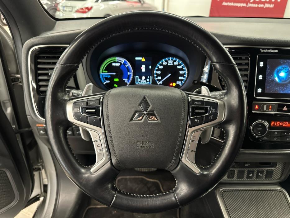 MITSUBISHI Outlander PHEV 2019