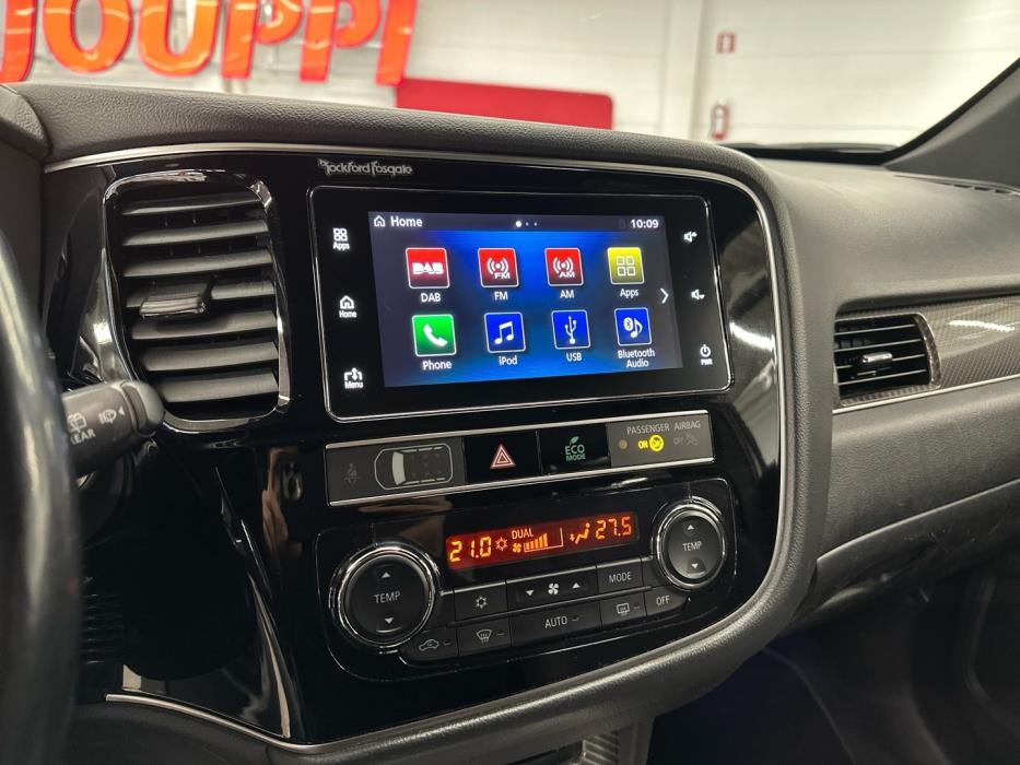 MITSUBISHI Outlander PHEV 2019