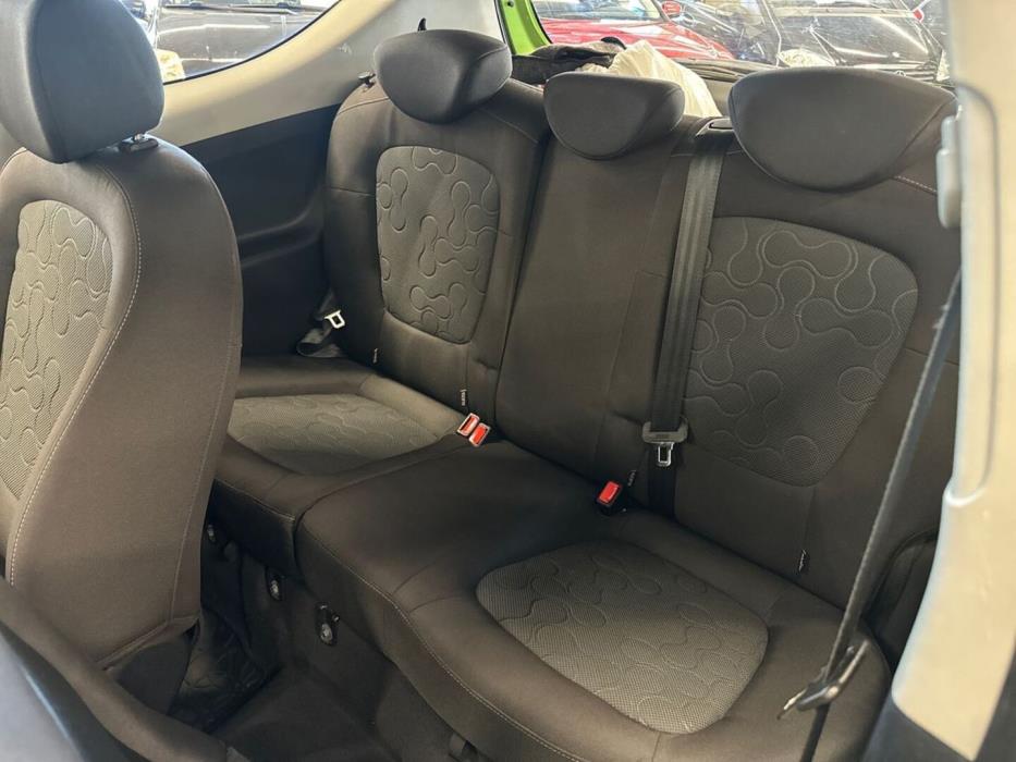 HYUNDAI i20 2011
