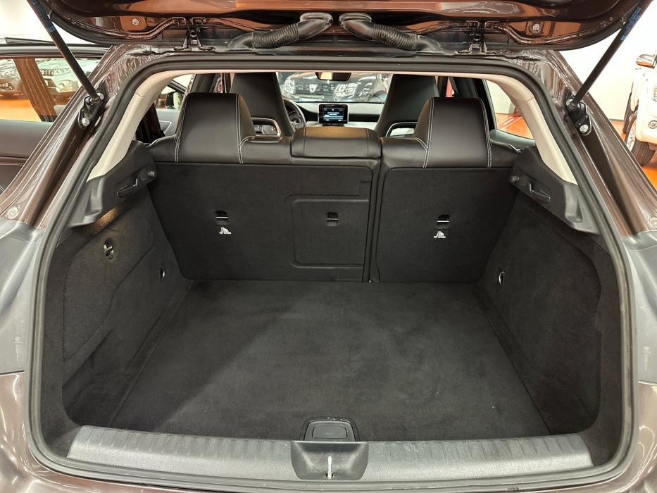 MERCEDES-BENZ GLA 2014