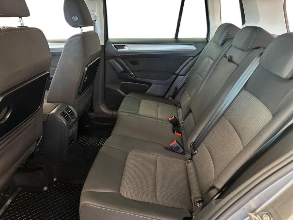 VOLKSWAGEN Golf Sportsvan 2016