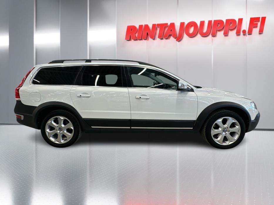 VOLVO XC70 2016