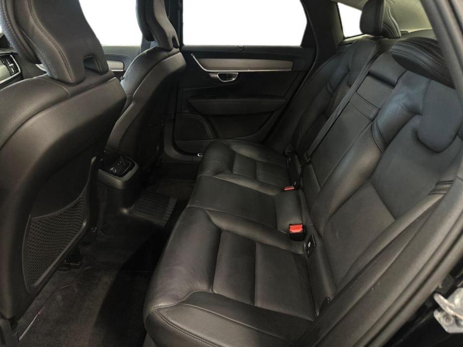 VOLVO S90 2019