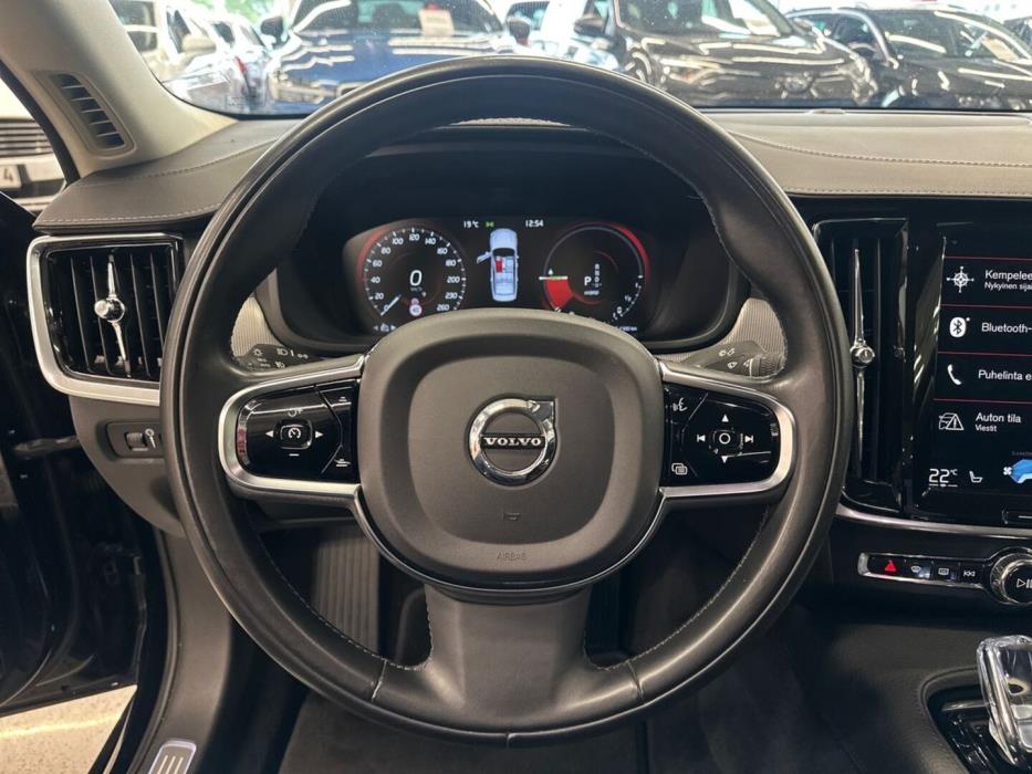 VOLVO S90 2019