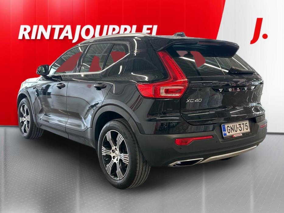 VOLVO XC40 2019
