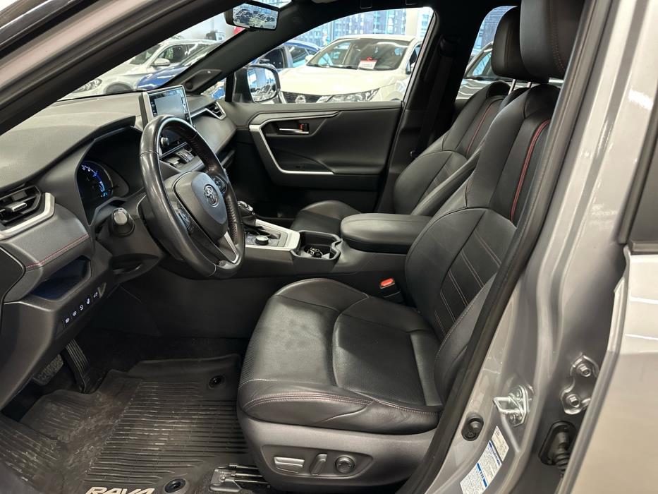 TOYOTA RAV4 Plug-in 2021