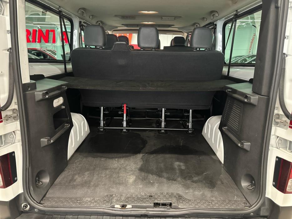 RENAULT Trafic Passenger 2020
