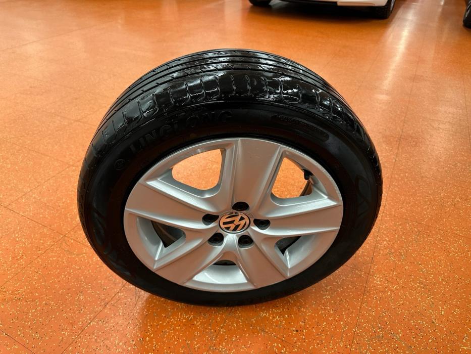 VOLKSWAGEN Golf 2010