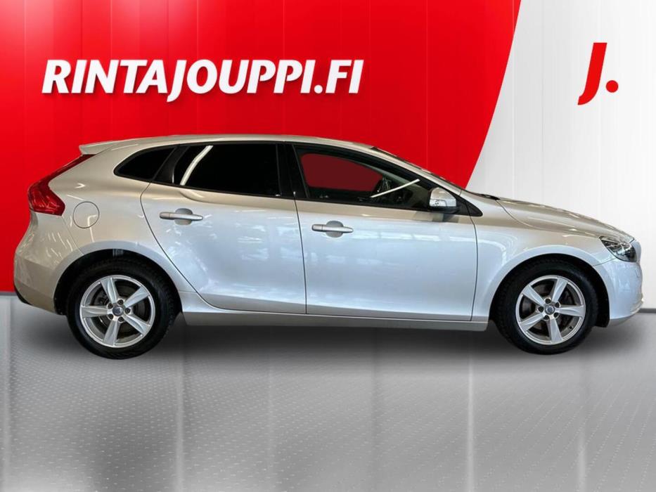 VOLVO V40 2014