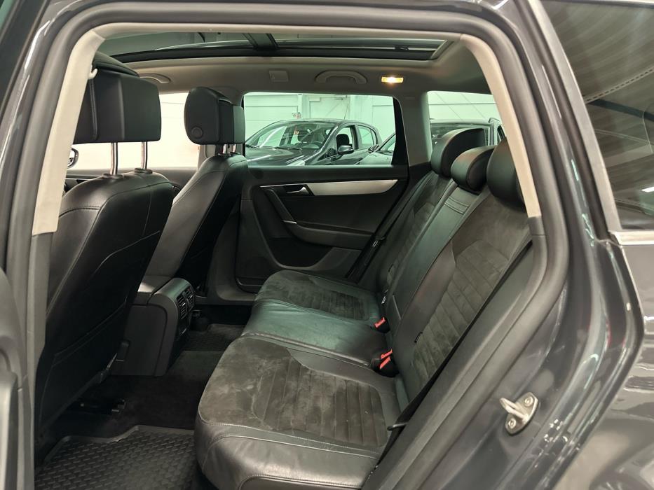 VOLKSWAGEN Passat 2014