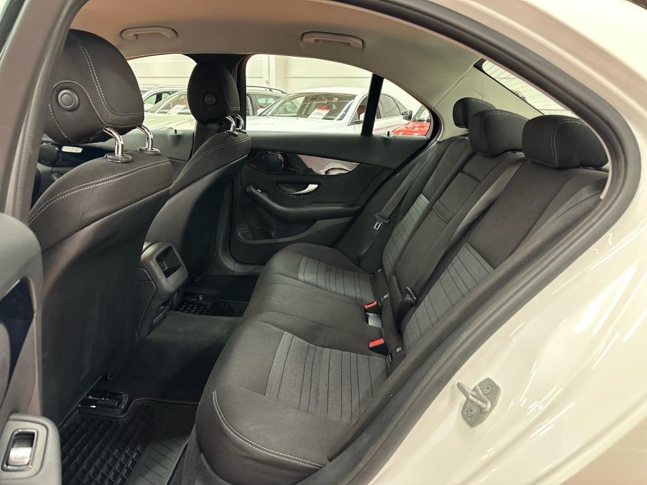 MERCEDES-BENZ C 2016