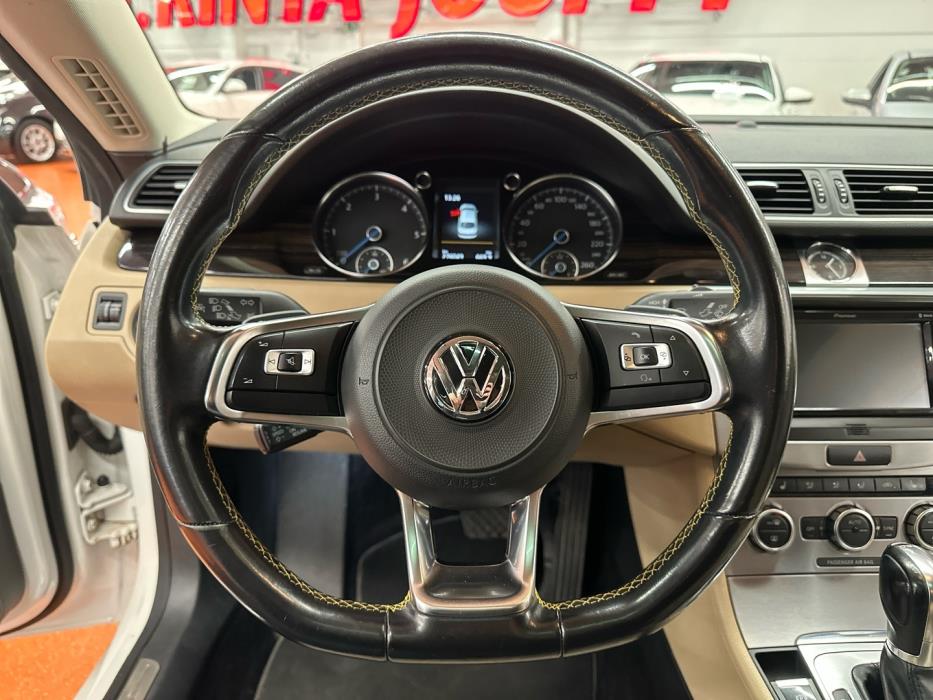 VOLKSWAGEN CC 2012
