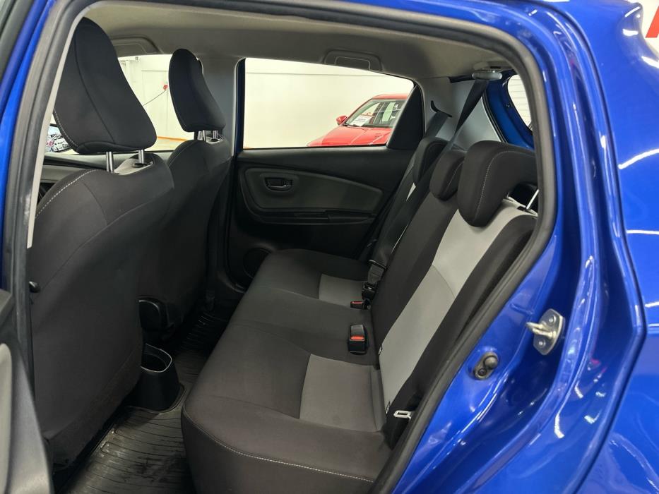 TOYOTA Yaris 2018