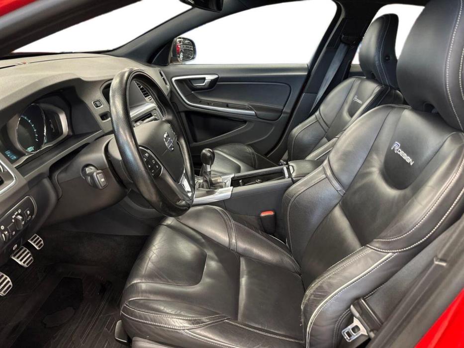 VOLVO S60 2013