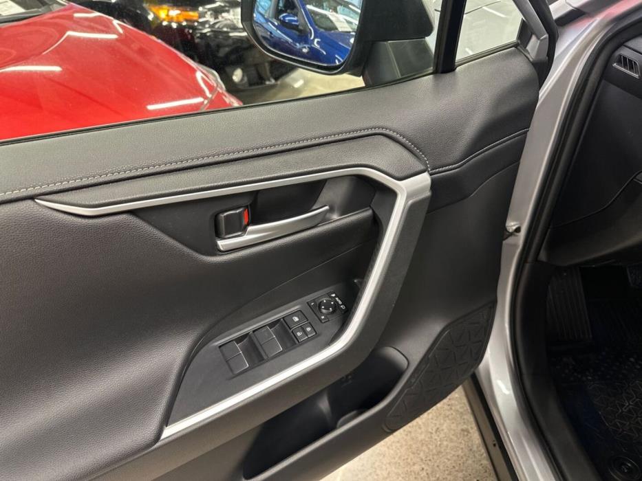 TOYOTA RAV4 2020