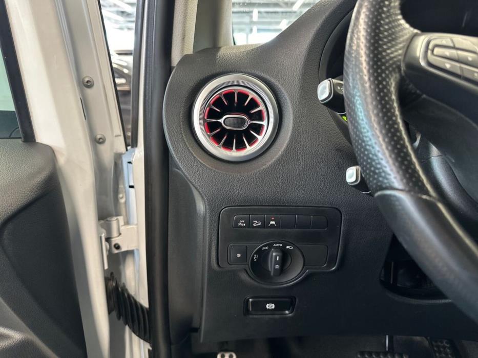 MERCEDES-BENZ Vito 2019