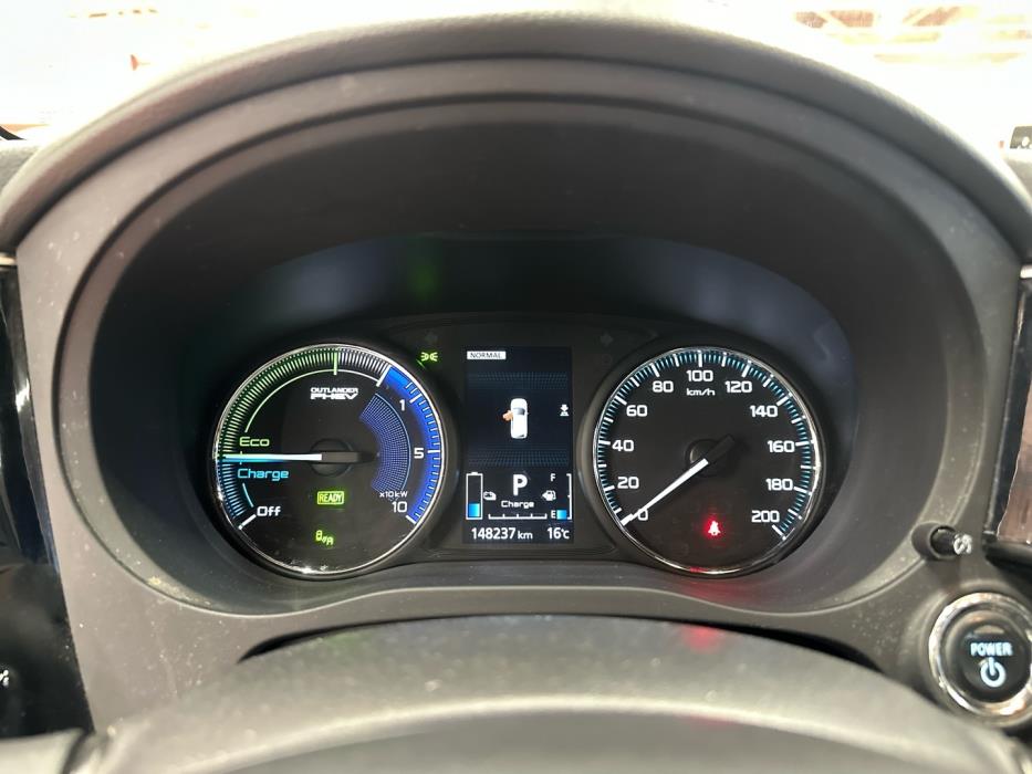 MITSUBISHI OUTLANDER PHEV 2019