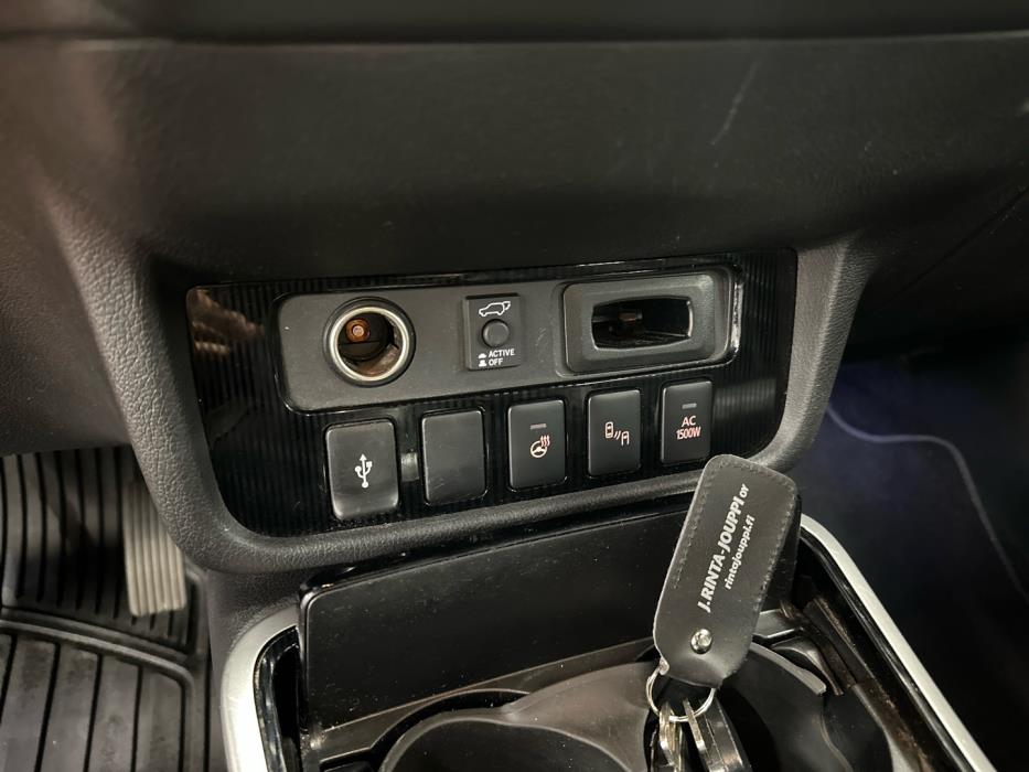 MITSUBISHI OUTLANDER PHEV 2019