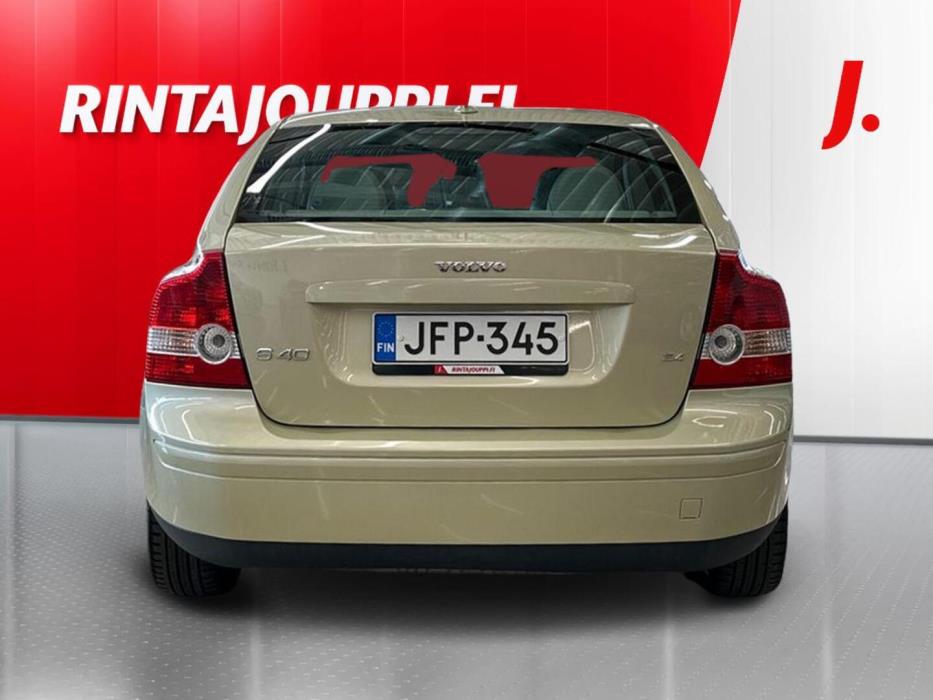 VOLVO S40 2004