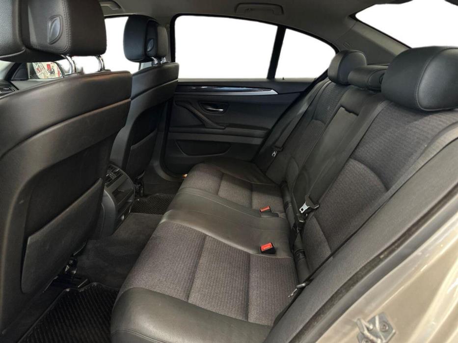 BMW 530 2012