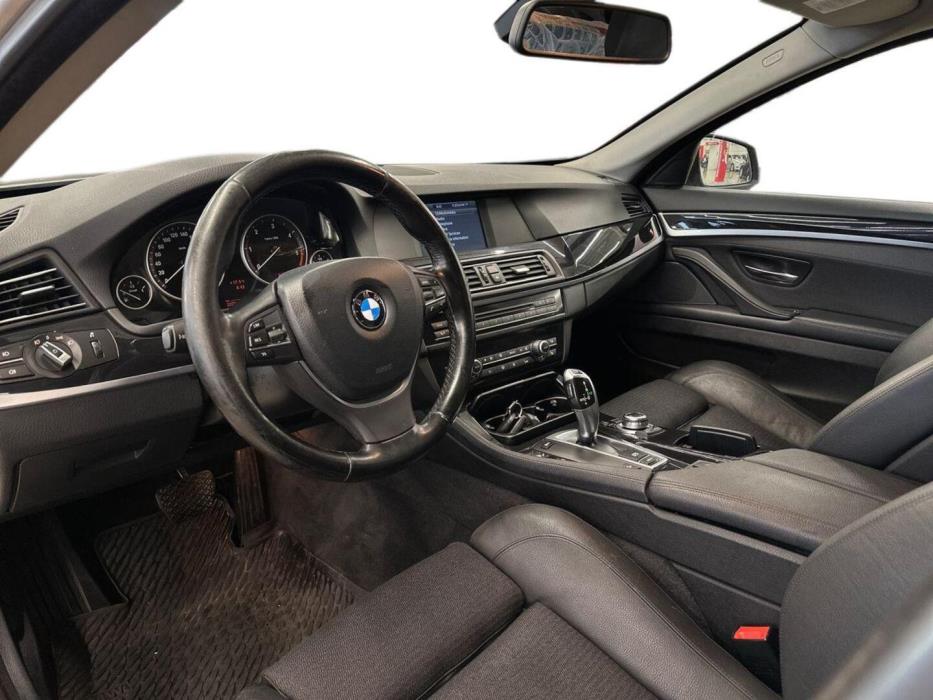 BMW 530 2012