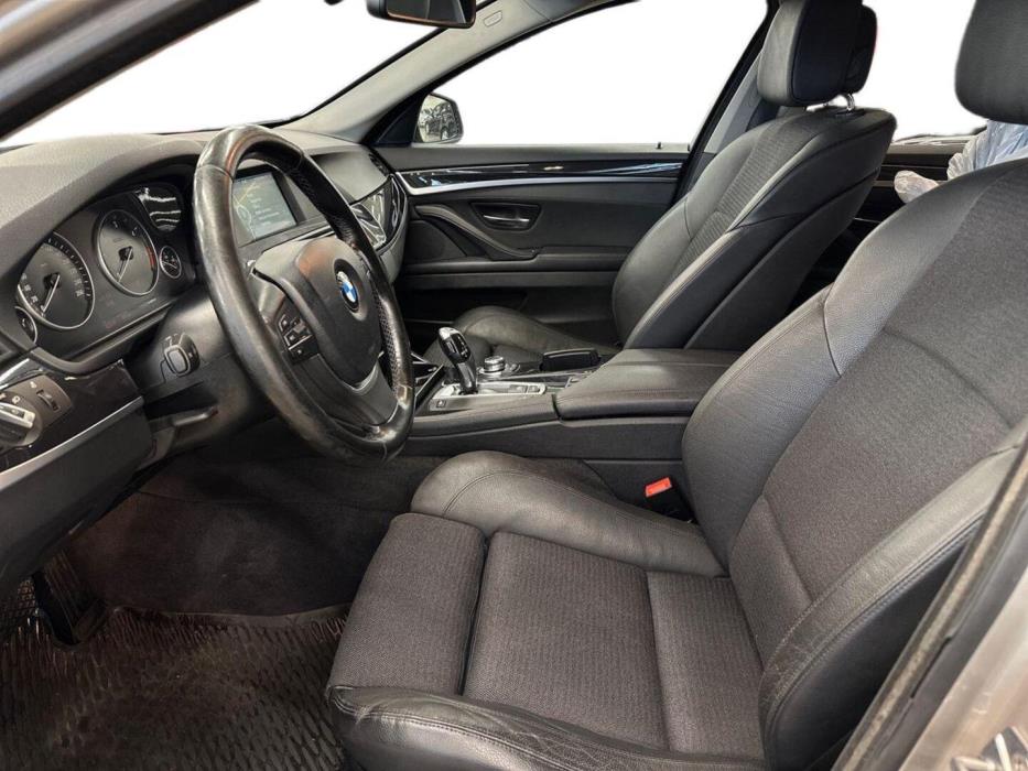 BMW 530 2012